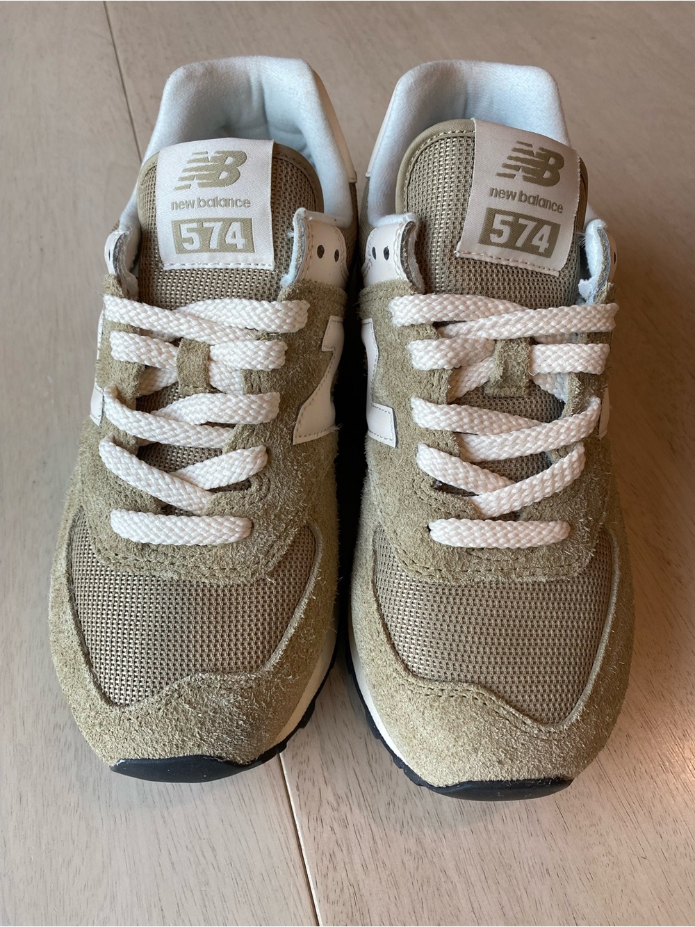 New Balance Women’s Sneakers in Light Green and White